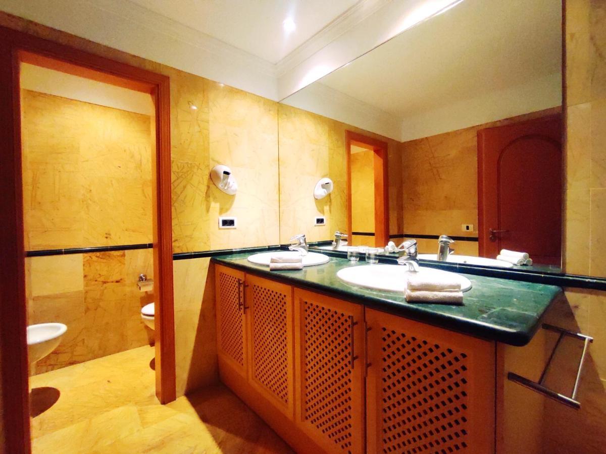 El Nautico Suites, Golf Del Sur Сан Мигел де Абона Екстериор снимка